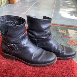 Frye Natalie Engineer short boots